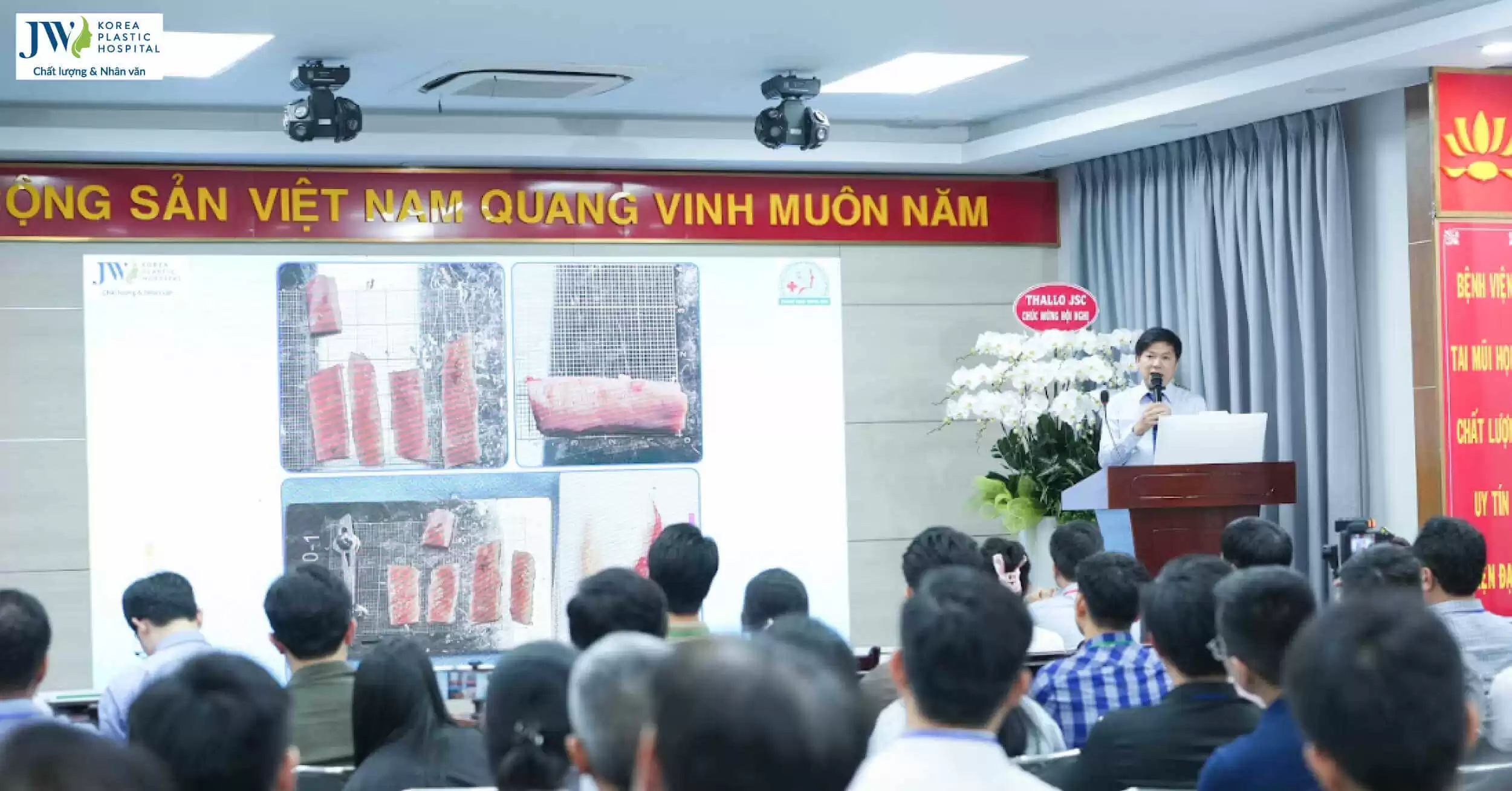 Bác sĩ Tú Dung gây dậy sóng hội nghị với bài diễn thuyết nâng mũi sụn sườn cho người lớn tuổi