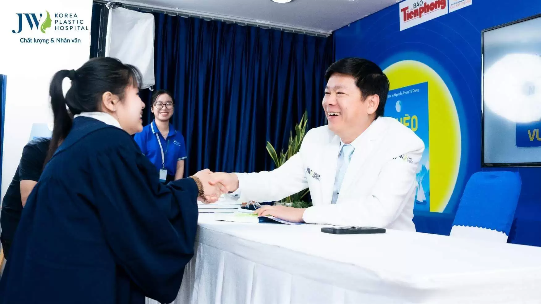 bac si tu dung ky tang sach