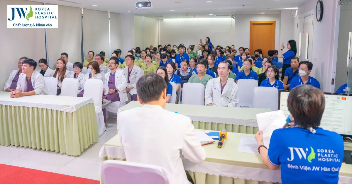 Công bố kết quả tự kiểm tra, đánh giá chất lượng Bệnh viện JW năm 2024