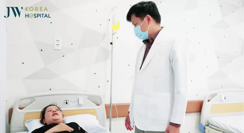 bac si dung va benh nhan